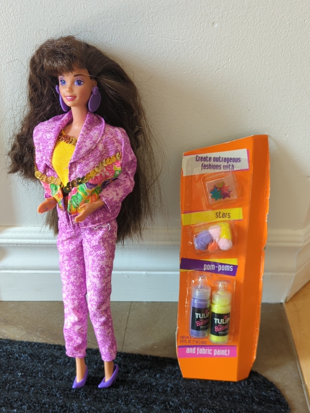 Paint N Dazzle Barbie Brunette 1993